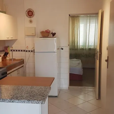 Apartment Mir *