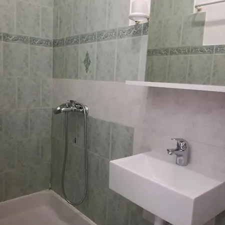 Apartment Mir